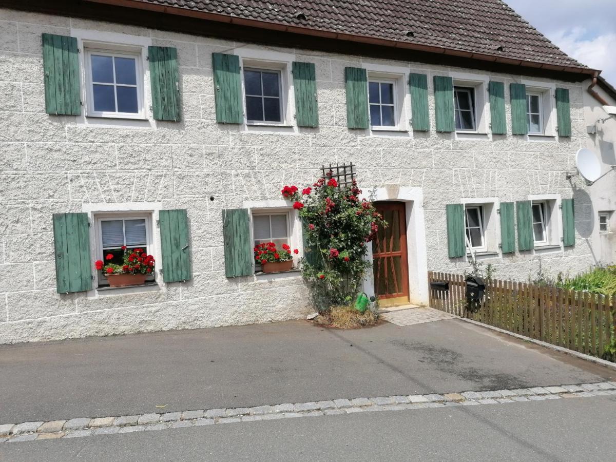 Ferienhaus Wastl 91355 Hiltpoltstein,Moechs 11 Exterior foto